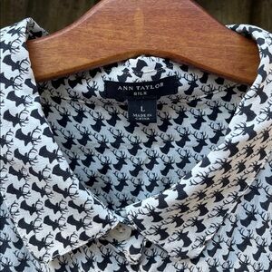Ann Taylor silk button down🦌🦌